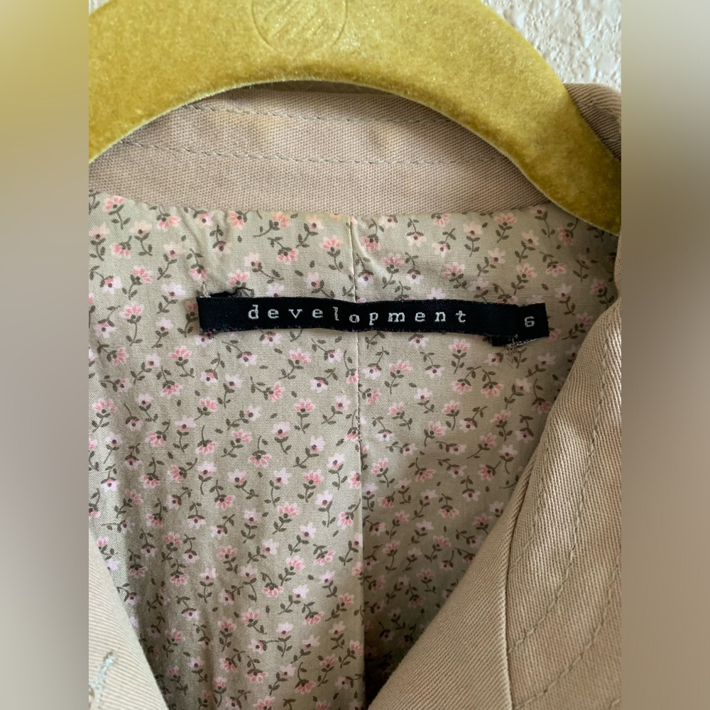 Development Fully Lined Short Jacket - image 3